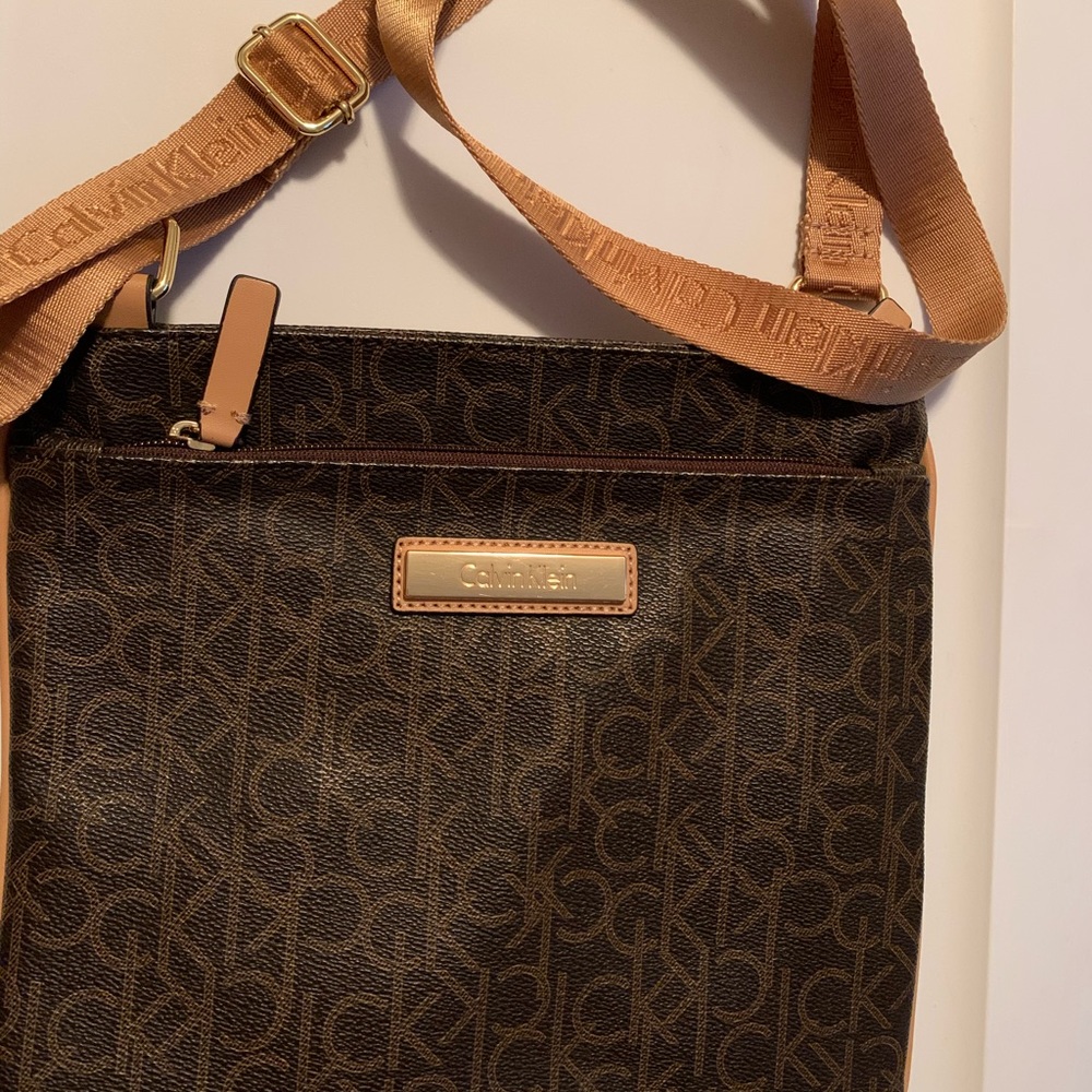 Calvin Klein crossbody